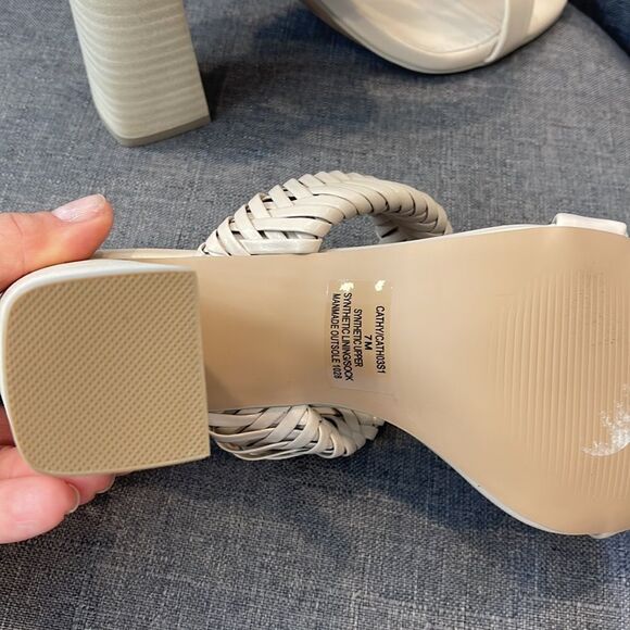 Steve Madden “CATHY” Bone Heel - Picture 6 of 8